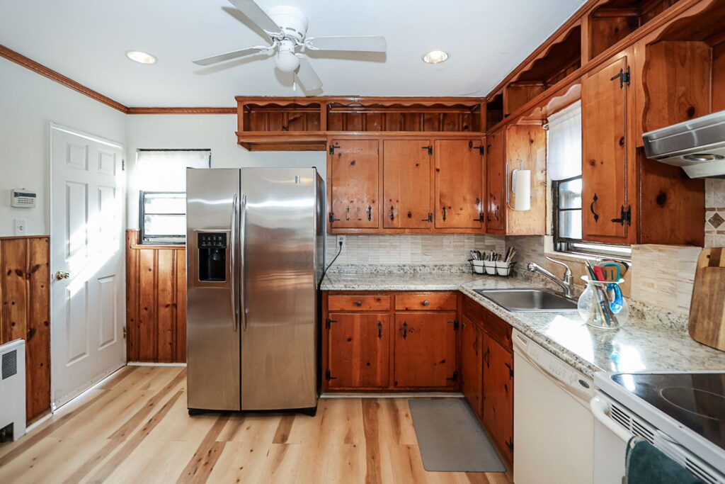 12-web-or-mls-828 E Meadow Ave, East Meadow 12 12-web-or-mls-828 E Meadow Ave, East Meadow 12