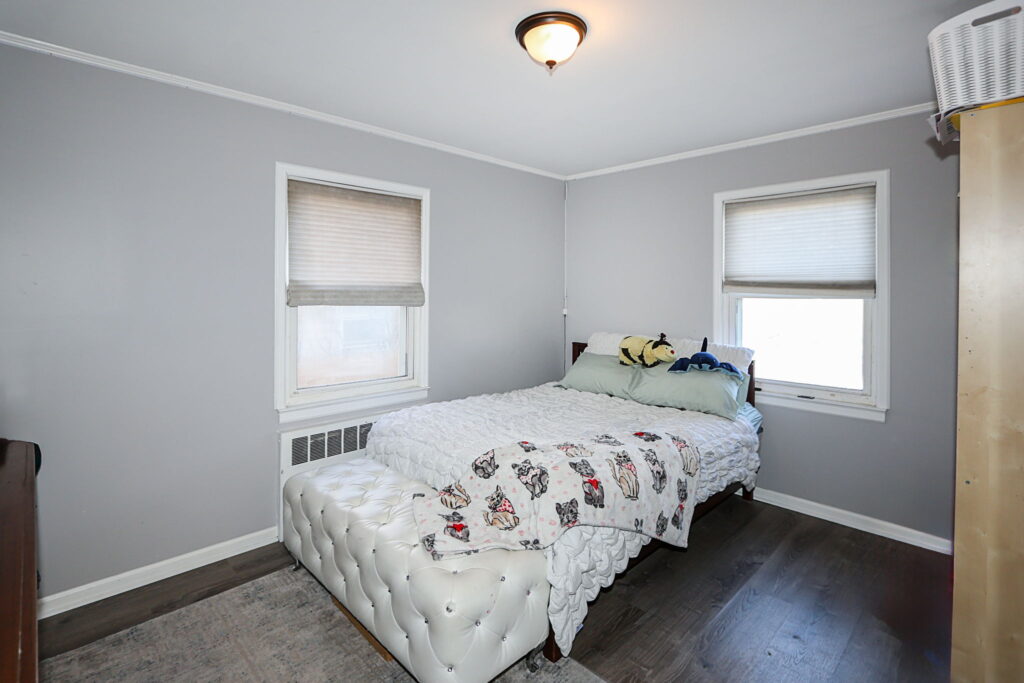 19-web-or-mls-828 E Meadow Ave, East Meadow 18 19-web-or-mls-828 E Meadow Ave, East Meadow 18