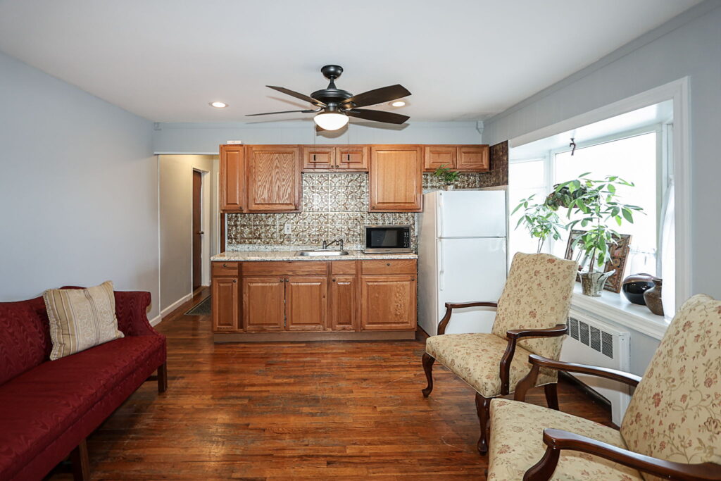 5-web-or-mls-828 E Meadow Ave, East Meadow 5 5-web-or-mls-828 E Meadow Ave, East Meadow 5