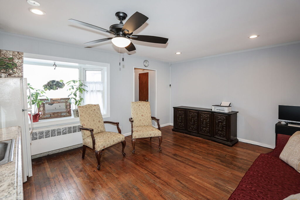 7-web-or-mls-828 E Meadow Ave, East Meadow 7 7-web-or-mls-828 E Meadow Ave, East Meadow 7